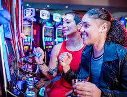 Filipino bettor placing a sports bet on smartphone browser